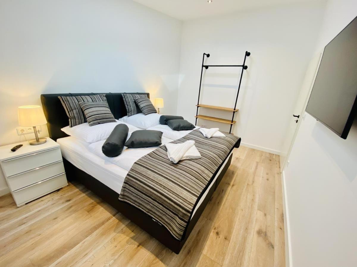 Ich Will Ans Apartment *